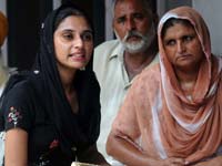 Abandoned-brides-speaks-out-in-Punjab,-India