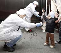 Election-campaign-has-a-nuclear-blackout