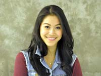 Artist-Profile_Dianne Doan