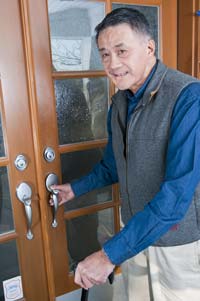 BC-Housing-grants-help-seniors-modify-homes_APP-TFP
