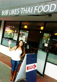 Food-spotting-Bob-Likes-Thai-Food
