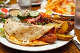 Restaurant-Review-Naam