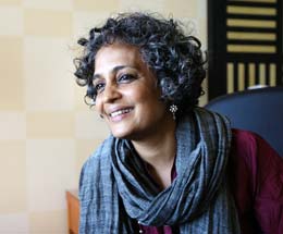 ArundhatiRoy-2-web