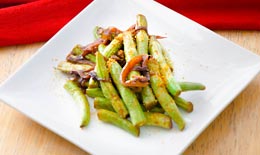 Asian-Influence_Recipe-quick-roasted-green-beans