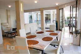Purchasing-Power_Beachfront-luxury-in-Bali