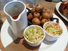 GraceCheung604_Homer-Street-Cafe-for-pre-game-meals