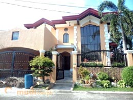 Purchasing-Power_5400-sq-ft-house-in-Metro-Manila-Las-Pinas-in-the-Philippines