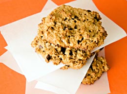 Asian-Influence_Flourless-Peanut-Butter-Chocolate-Oatmeal-Cookies