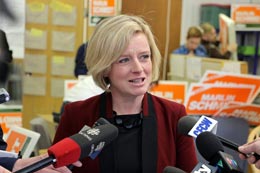 Immigrant-waves-and-Albertas-political-culture