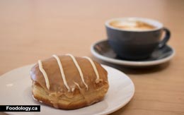 Foodology_Cartems-Donuterie-donuts-on-main-street
