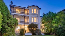 Why-Chinas-super-rich-buy-in-Sydney