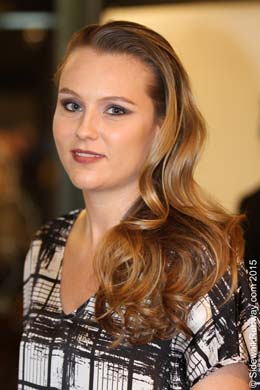 01_SidewalkRunway-1111-018-IMG_2512-app-M
