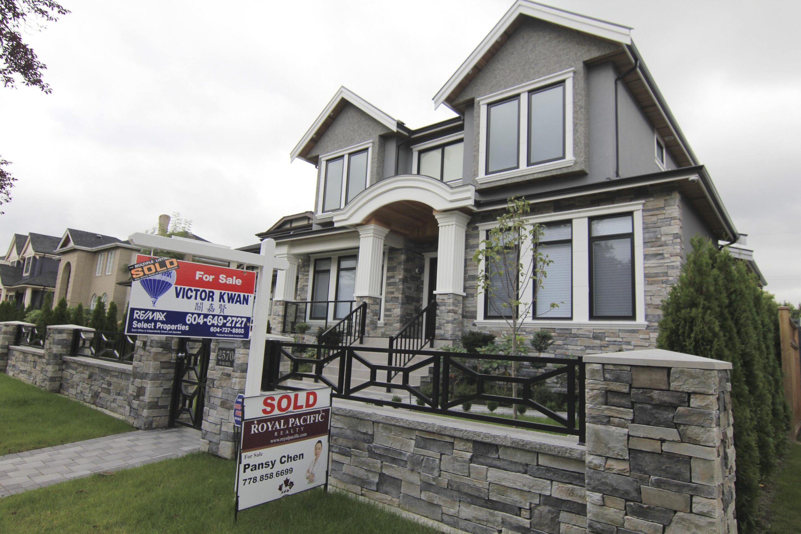 CANADA-CHINA-HOUSING