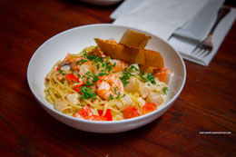 Sherman_Restaurant-Review-Pier-73