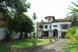 Purchasing-Power_Two-bedroom-unit-in-prestigious-Indonesian-neighbourhood