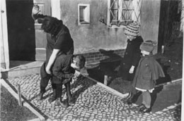 Spanking-lots-of-studies-little-change