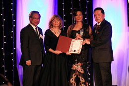 Adapting-to-Canada-no-easy-feat_award-winners