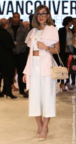 SidewalkRunway-0314-01-IMG_3942-app-MC38