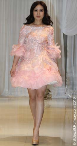 SidewalkRunway-0403-01-IMG_7795-app-MCSC38