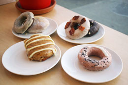 Drunken-Noms_Restaurant-Review-Cartems-Donuterie