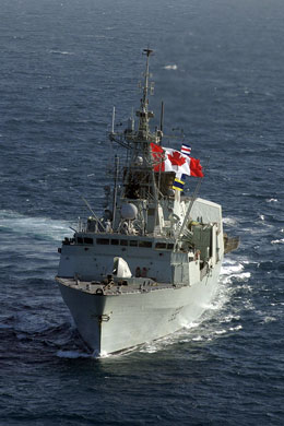 Canadas-Navy_dying-from-neglect