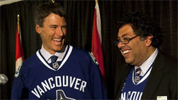 Nenshi-vs-Roberston-is-a-tale-of-two-cities