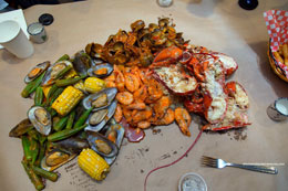 Sherman_Restaurant-Review-The-Captains-Boil