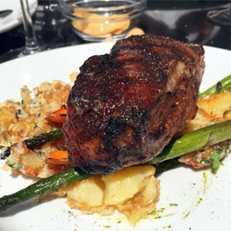 GraceChueng_Restaurant-Review-Black-&-Blue