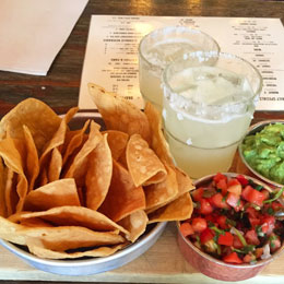 GraceChueng_Restaurant-Review-Tacofino-Recomissary