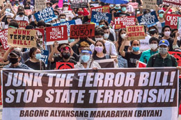 Duterte-deals-death-blows-for-democracy