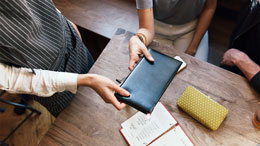The-dark-side-of-tipping-your-server