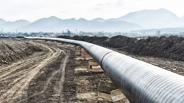 Web-of-pipelines-binds-Canada_US-economies