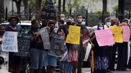 Sri-Lankan-students-struggling-in-Canada