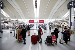 Its-high-time-Canadians-flew-freely