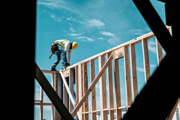 Canada-desperate-for-construction-workers