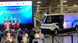 Canadians-see-red-over-green-recovery