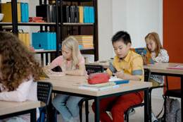 Provinces-should-allow-schools-to-schedule-their-own-schoolyears