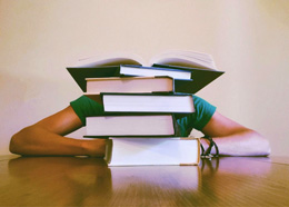 More-international-students-seeking-refugee-status