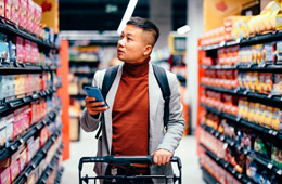 Grocery-shoppers-turn-into-bargain-hunters