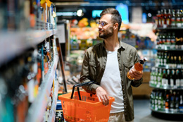 Alcohol-consumption-in-Canada-in-free-fall